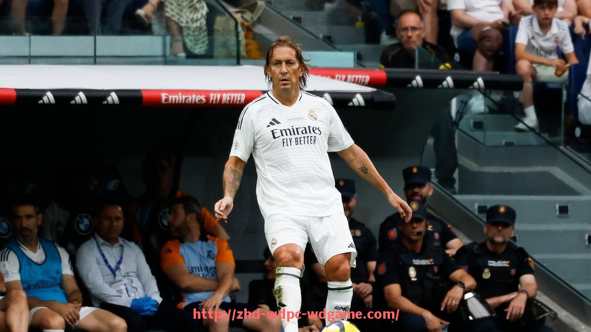 问鼎娱乐官方网站-西甲联赛的红黄牌规则与球员纪律管理